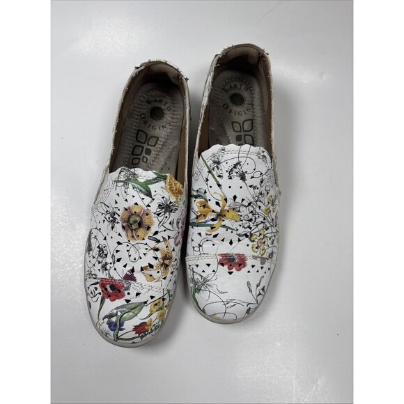 Earth Shoes - Earth Origins Celeste White Flowered Slip On Comfort Shoes Size Women 9 1/2M